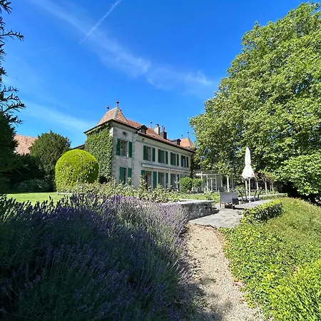 Le Chateau Villa