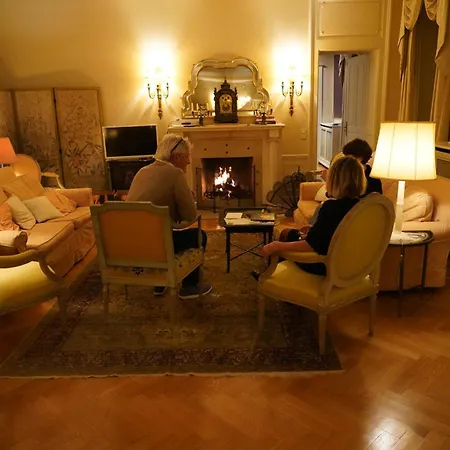 Villa Le Chateau Lavigny