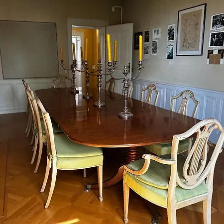 Le Chateau * Lavigny