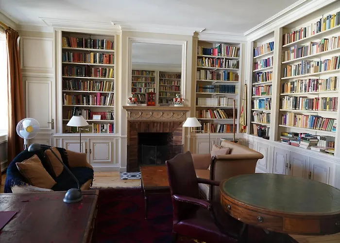 Le Chateau * Lavigny