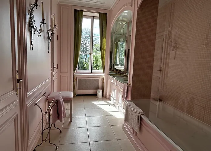 Le Chateau Willa Lavigny