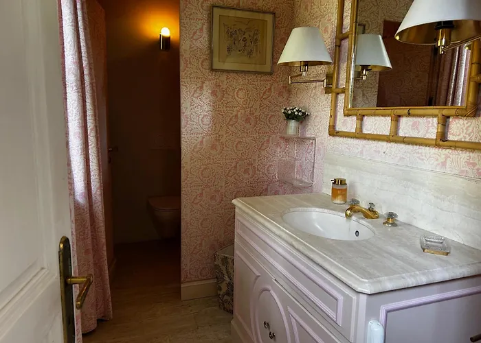 Le Chateau * Lavigny