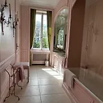 Le Chateau فيلة Lavigny