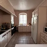Le Chateau فيلة